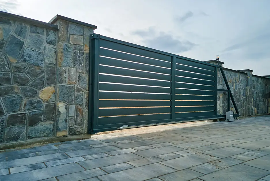 Automatic Gates - Klutch Contracting