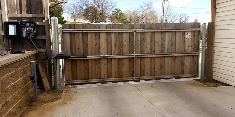 Choose Automatic Gates - Klutch Contracting